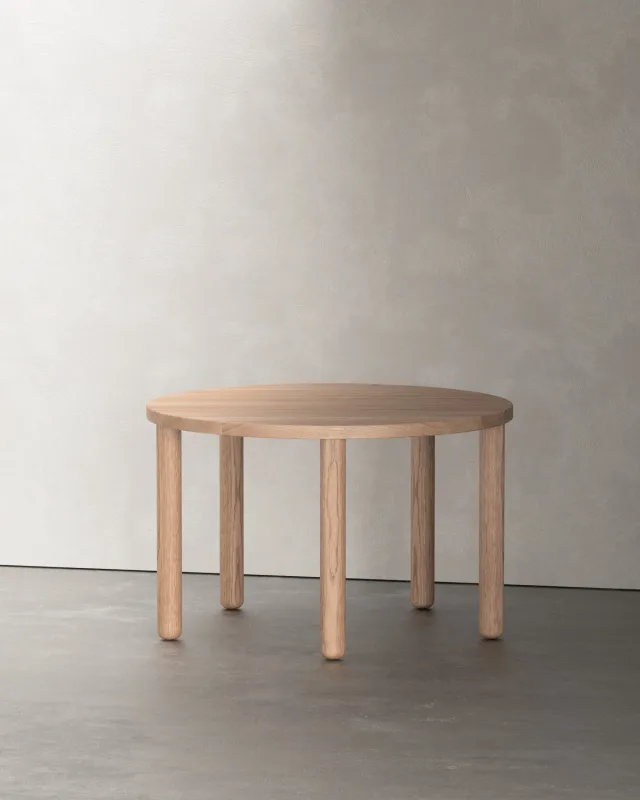 Layout - Round Dining Table