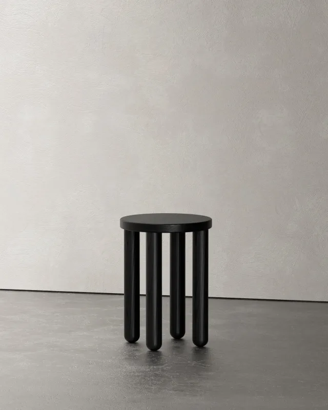 Layout - Round Stool