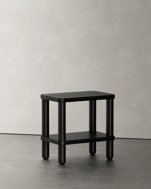 Layout - Bedside Table